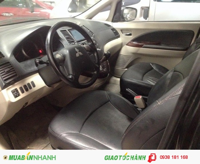 Xe Mitsubishi Grandis 8 cho 2009