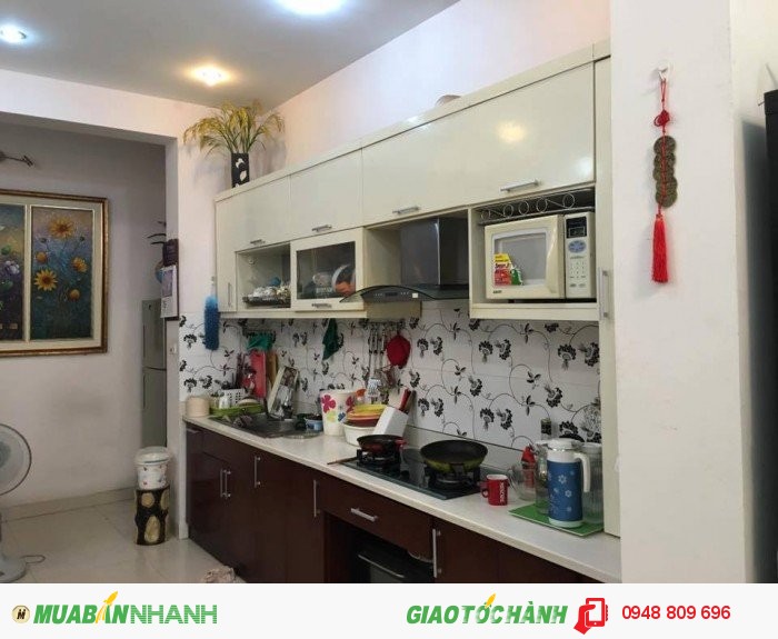 Cần bán nhà trong ngõ Nguyễn Lương Bằng, Đống Đa, 60m2, mặt tiền 5m, 4.9 tỷ.