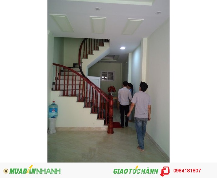 Bán nhà ngõ 288 Hoàng Mai, Hồ Đền Lừ 32m2x5t ô tô đỗ cửa 2,65tỷ