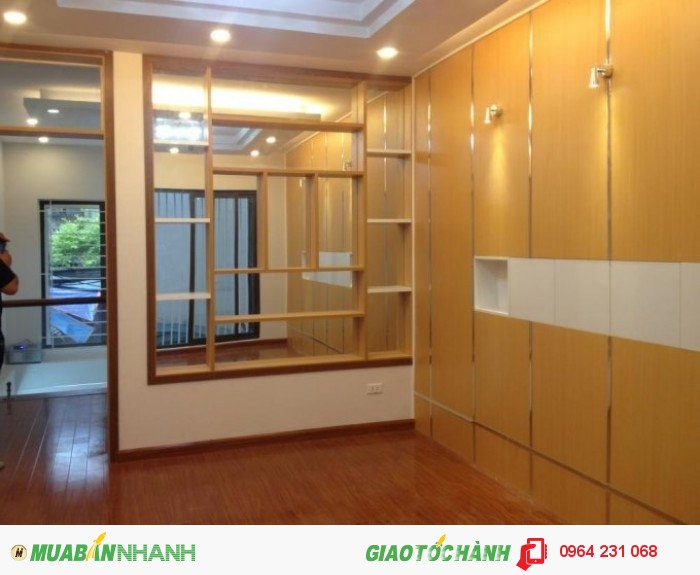 Ô Tô Quay Đầu – Thái Hà – 35m2 – 4.5 Tỷ - Nhà Đẹp Ở Luôn