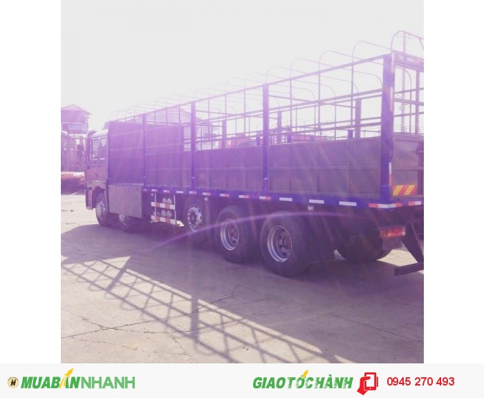 Xe tải thùng SHACMAN 10X4 Động cơ Weichai mạnh mẽ