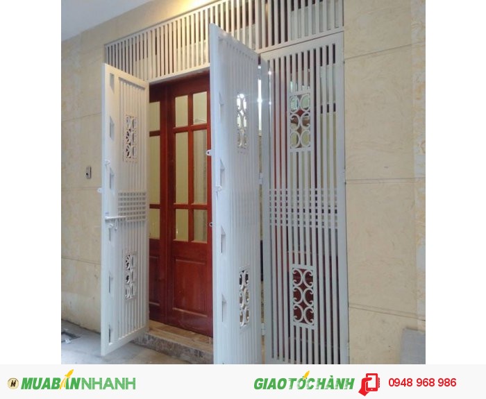 Chính chủ cần bán nhà Pháo Đài Láng - Nguyễn Chí Thanh, DT: 45m2 x 5 tầng, giá 5,2 tỷ