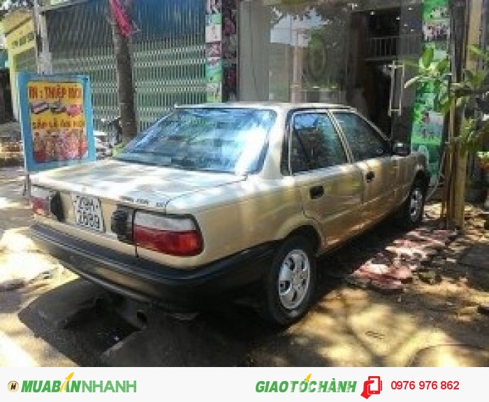 Cần bán oto toyota corolla 1992 màu vàng nhập