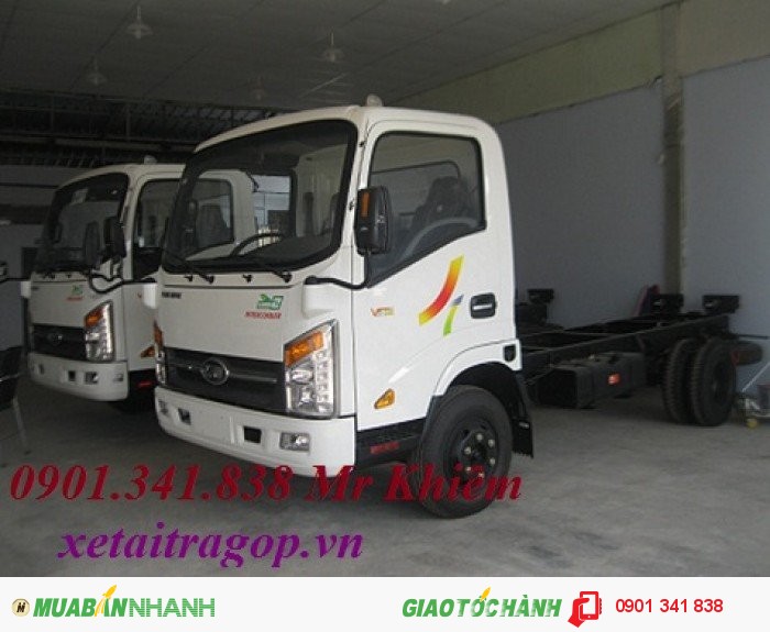 Bán xe tải thùng bạt thùng kín động cơ Hyundai tải trọng 2t4/ 2T4/ 2.4 tấn vào được Sài gòn cho lái thử xe.