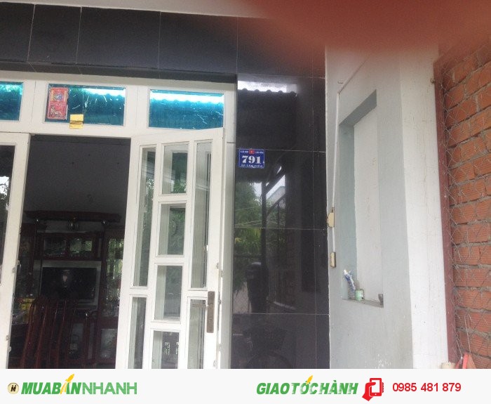 Bán nhà 1 tấm, dưới 1 phòng buồn, trên 2 phòng,nha 5m x 21m,