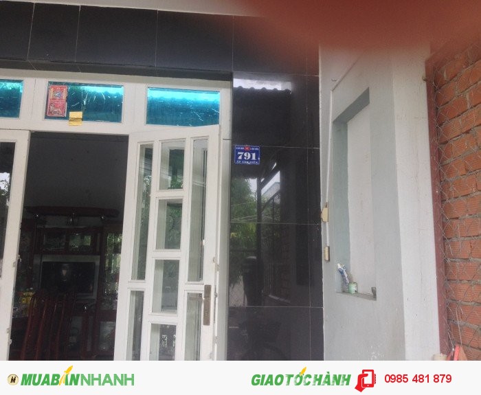 Bán nhà 1 tấm, dưới 1 phòng buồn, trên 2 phòng,nha 5m x 21m,