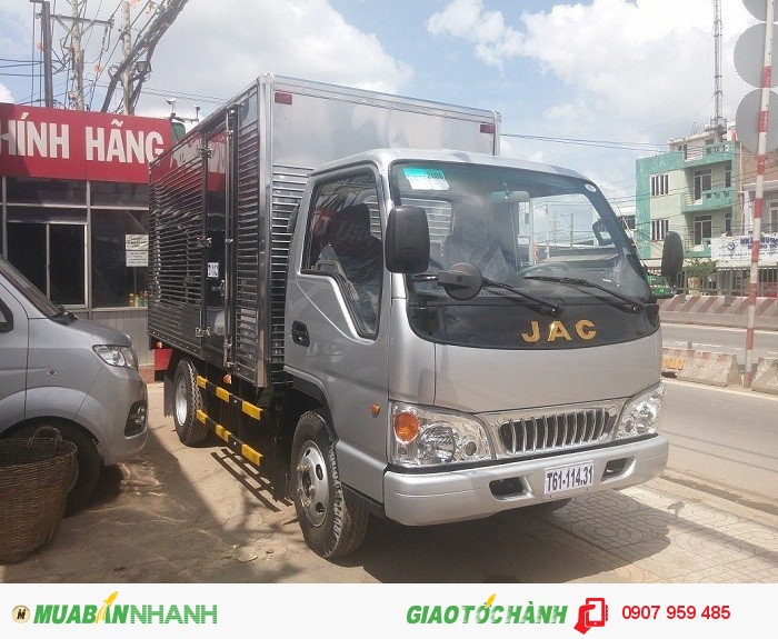 Bán xe tải Jac 2T4| jac 2.4 tấn- Bán xe trả góp chỉ với 80 triệu có ngay xe tải jac 2T4 vào thành phố.