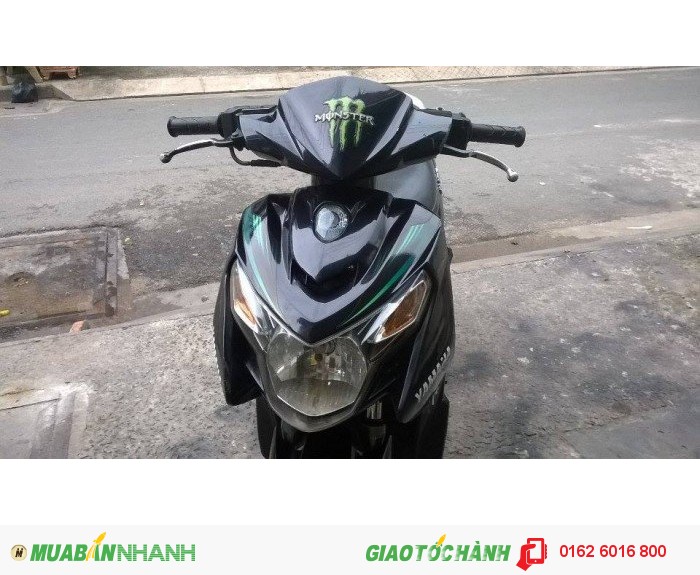 Xe novo3 màu đen bạc  biển số thành phố hình thật