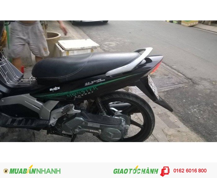 Xe novo3 màu đen bạc  biển số thành phố hình thật