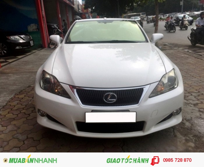 Lexus IS250C model 2011, màu Trắng.mui trần