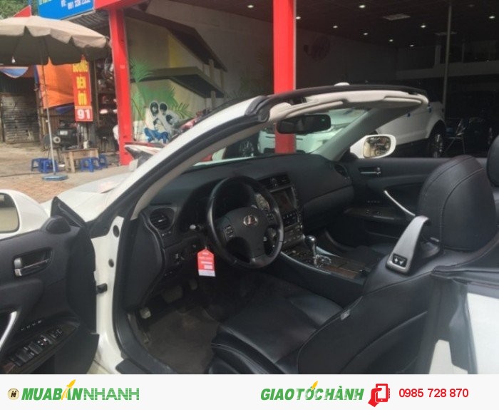 Lexus IS250C model 2011, màu Trắng.mui trần