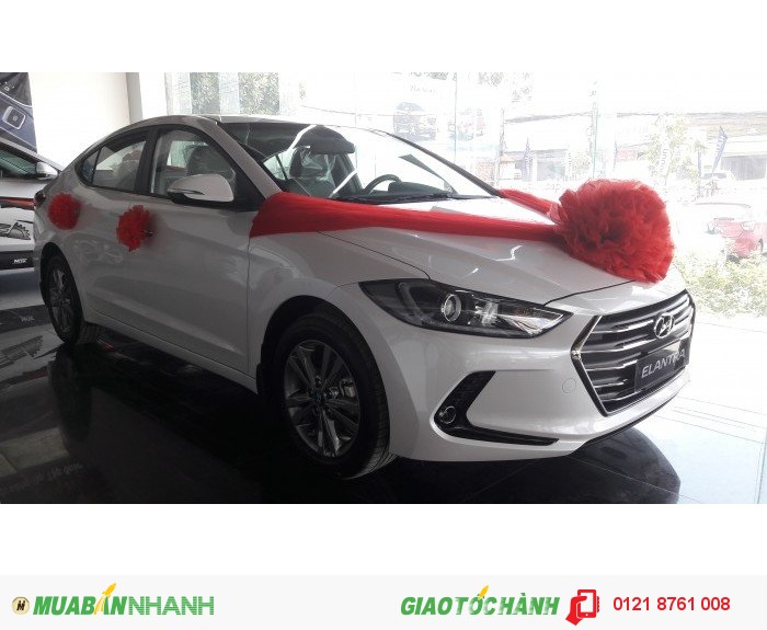 Lô xe Hyundai Elantra mới về đủ màu, giá chỉ từ 600tr