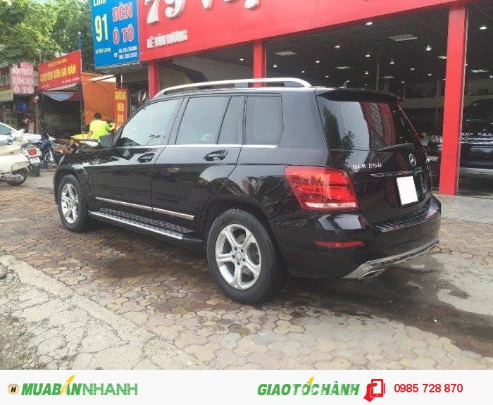 Bán xe Mercedes GLK250 4Matic sản xuất 2013, màu Đen