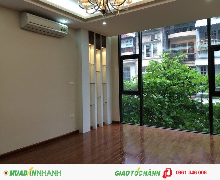 Bán nhà khu Chợ Xanh ,Phan Văn trường,Cầu Giấy.Kinh doanh sầm uất . Dt 38m2, Giá 5.55 tỷ