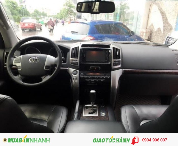 Toyota Land Cruiser VX V8 2014 đẹp như mới.