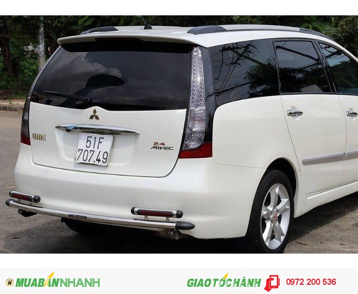 Dịch vụ thay kính chắn gió xe Mitsubishi Grandis tận nơi