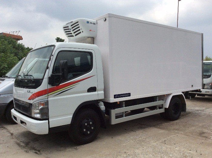 Xe tải Fuso Canter 8.2 HD