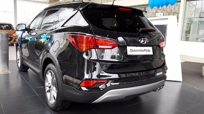 Mua bán xe Santafe 7 chỗ 2017, máy xăng bản đặc biệt, giảm 230tr tại Hyundai Bà Rịa Vũng Tàu