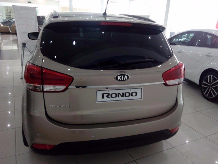 Kia Rondo Xe 7 Chỗ Lựa Chọn Cho Mỗi Gia Đình Giá Chỉ 649 Triệu