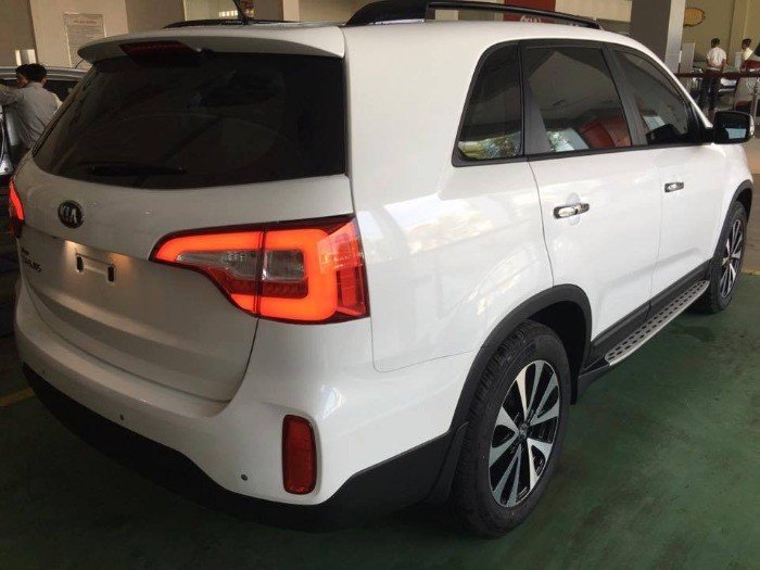 Kia sorento dòng xe 7 chỗ đang chiếm lĩnh thị trường giá chỉ 848 triệu