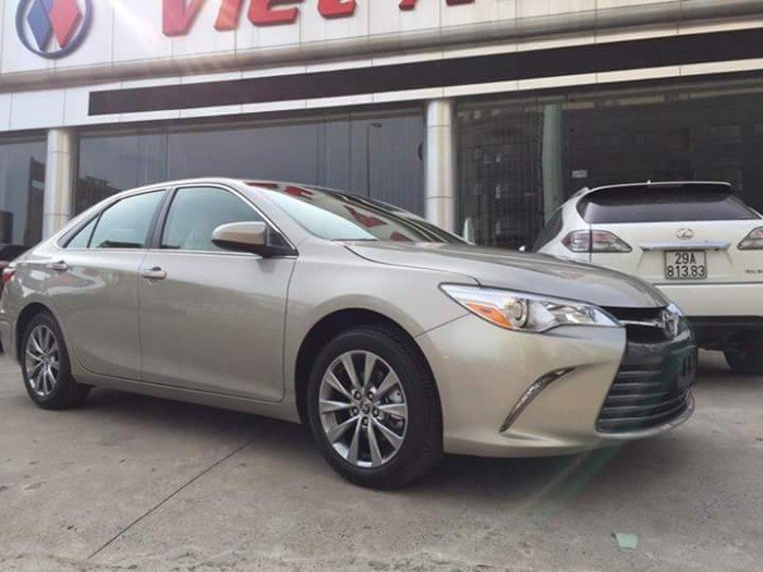 Camry XLE 2016 nhập Mỹ mới 100 % full option