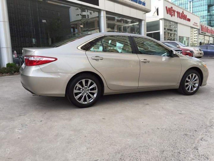 Camry XLE 2016 nhập Mỹ mới 100 % full option