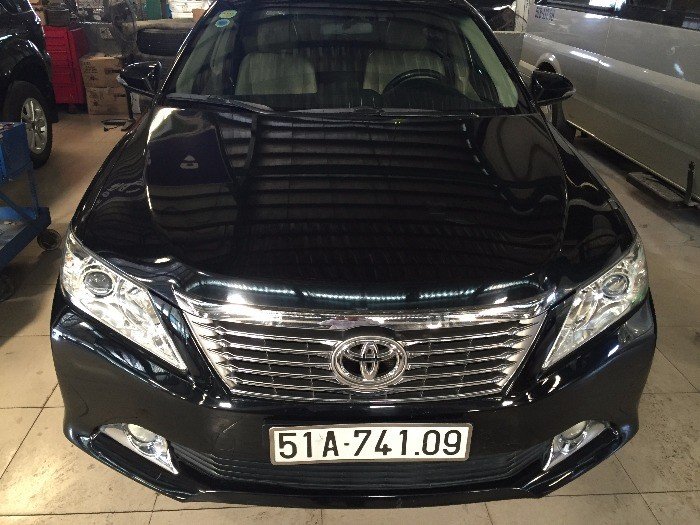 Bán xe TOYOTA Camry 2.0E đời 2013