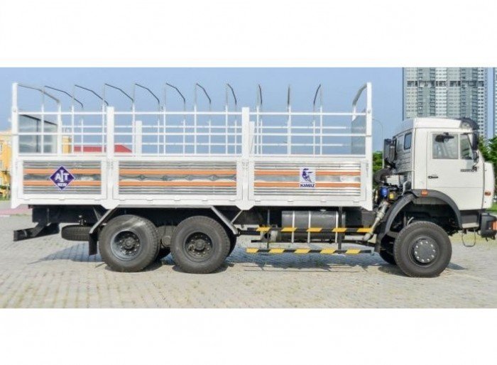 Xe tải thùng kamaz  53228 giá sốc nhân dịp khai trương đại lý tại Bình Dương