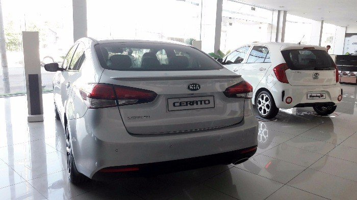 Cerato 1.6MT số sàn thích hợp chạy dịch vụ và gia đình, công nghệ mới đẳng cấp mới