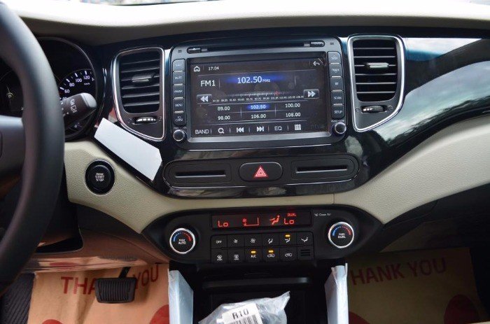 Rondo dòng xe 7 chỗ gia đình tiện lợi, chỉ cần 200 triệu là có thể sở hữu ngay, giá ưu đãi tốt nhất
