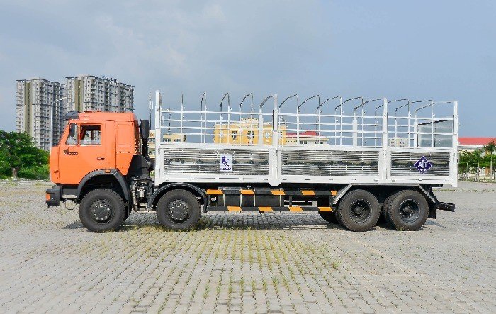 Xe Tải Thùng Kamaz 6540 giảm giá cực sốt