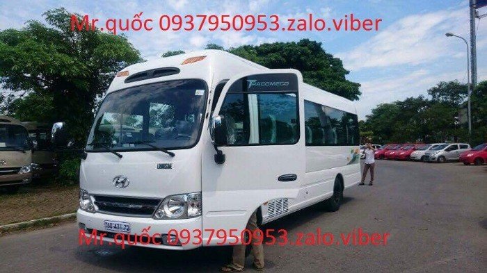 Xe county thân dài hyundai 3 cục model 2017.