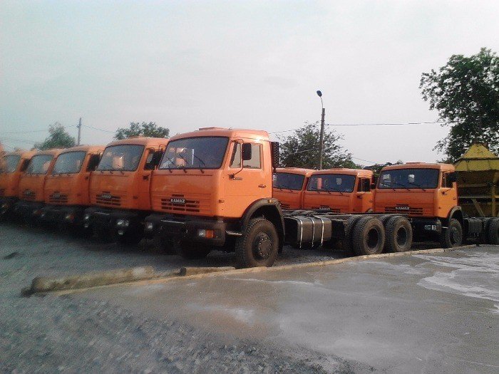 Công ty bán Xe Kamaz 6540 8x4 Tải Thùng Dài Nhập Khẩu Mới 100%,giá rẻ