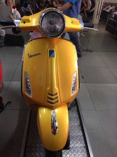 Mua xe Vespa Primavera trả góp 0% lãi suất khuyến mãi nhiều quà tặng