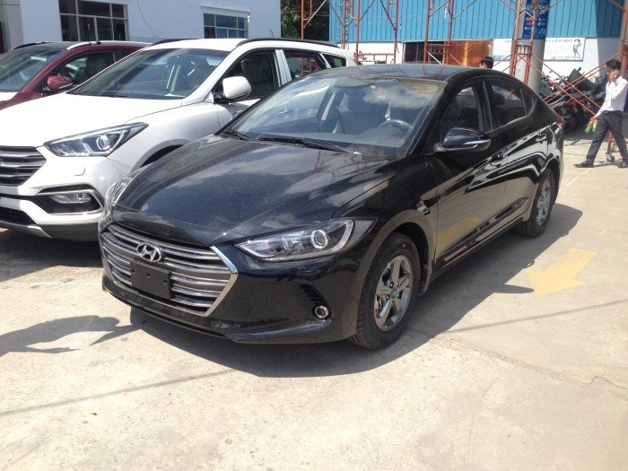 Hyundai Elantra 2016 thế hệ đẹp nhất.