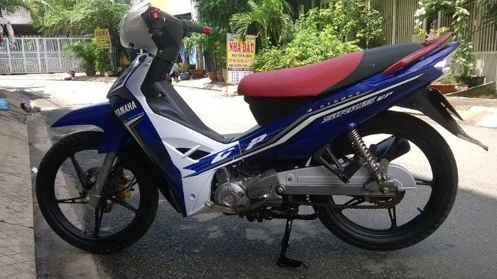 Xe sirius hq màu xanh trắng bánh mâm thắng đĩa
