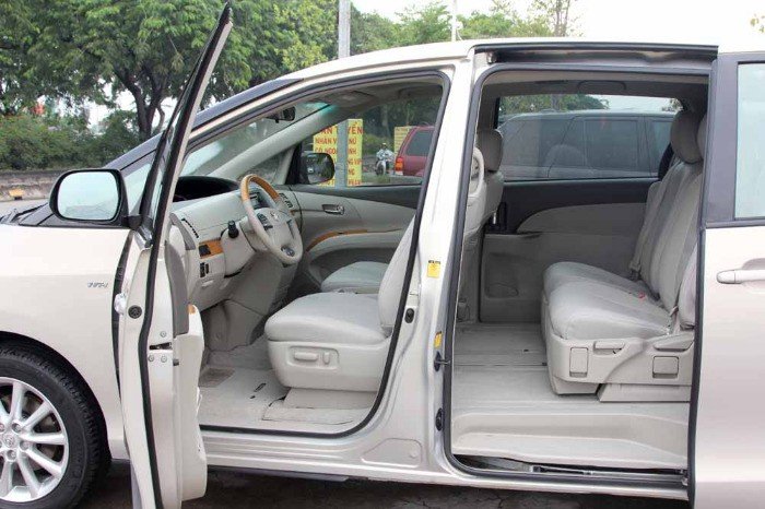 Toyota Previa 2.4L GL model 2010 màu xà cừ