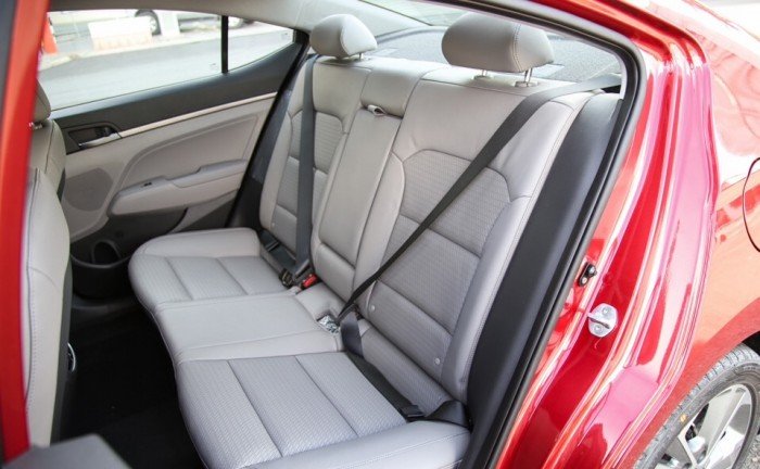 Hyundai Elantra 2016 Giá tốt nhất - Sự Kiến Tạo Của Vũ Trụ
