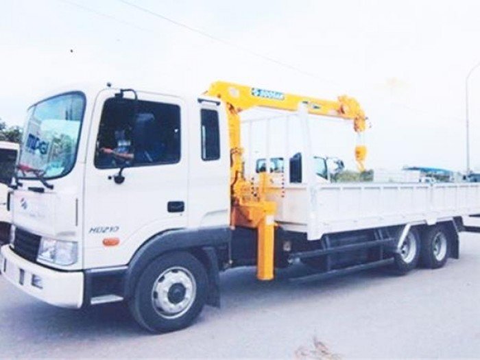 Xe hyundai gắn cẩu unic