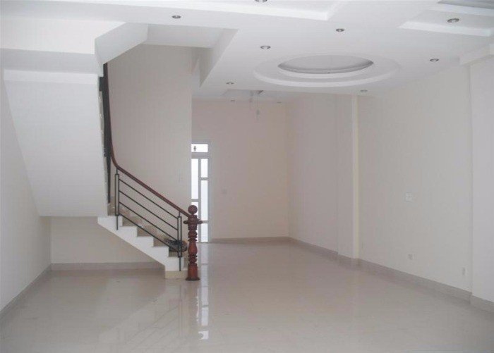 Cho thuê nhà mặt phố đường Đinh Tiên Hoàng, P.Đa Kao, Quận 1, DT: 4x18m, diện tích: 216m2, 3 lầu