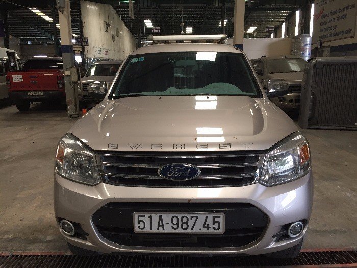 Bán Ford Everes sx 2014 màu ghi vàng