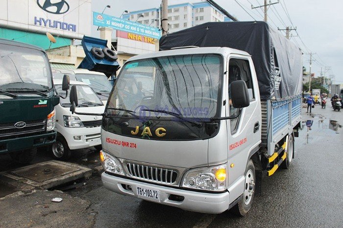 JAC 2T4