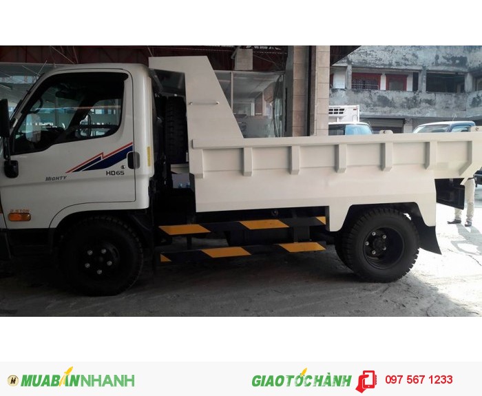 Xe tải ben hyundai 1,750 tấn chạy trong thành phố