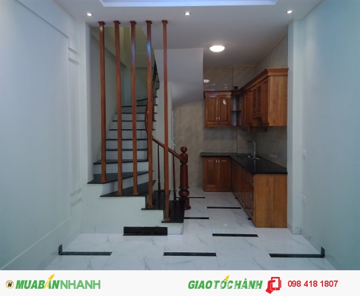 Nhà xây phân lô cần bán ở ngõ 9 Hồ Ba Mẫu,gần Lê Duẩn 35m2x5t mới cứng giá 3,15 tỷ