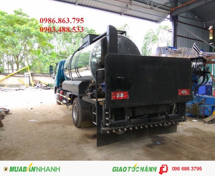 Xe phun trải thảm nhựa đường