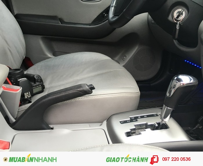 Bán hyundai avante cũ số tự động màu trắng