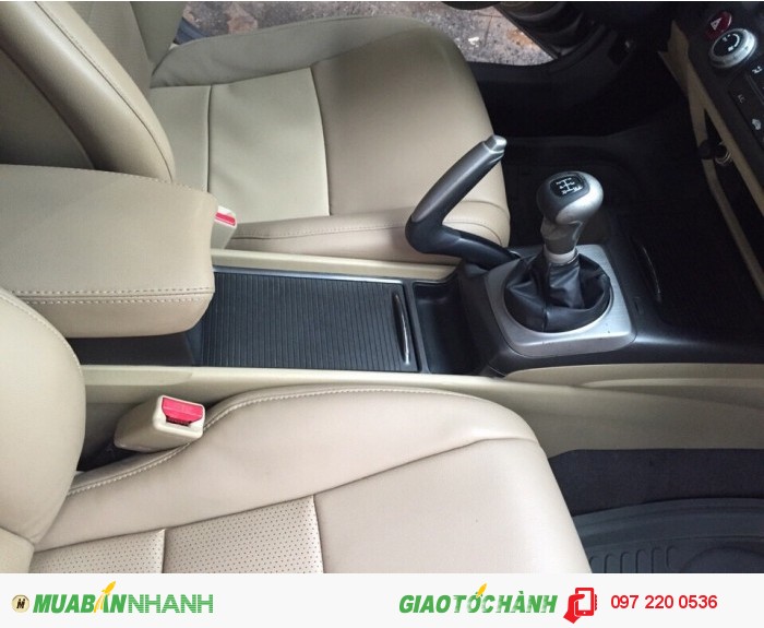 Bán HONDA CIVIC 1.6MT cũ, màu bạc số sàn form mới