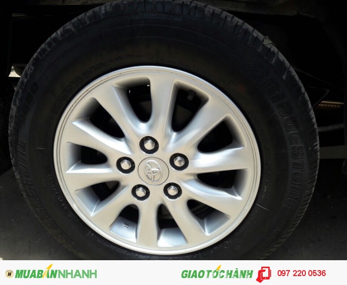 Bán Toyota Innova 2.0E cũ đời 2013/2014, màu bạc số sàn