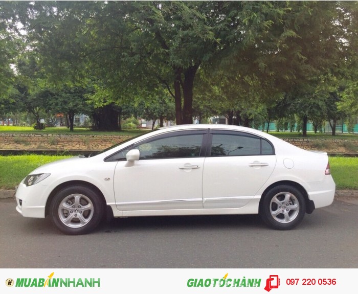 Bán Honda Civic 1.8AT cũ đời 2012, màu trắng