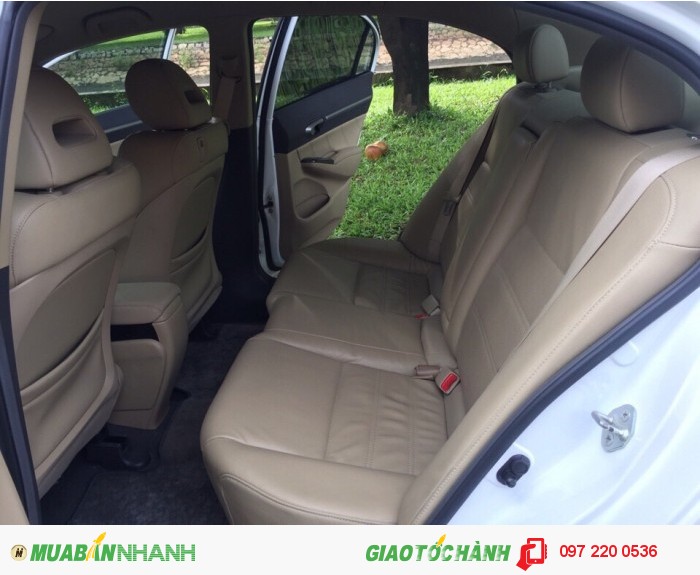 Bán Honda Civic 1.8AT cũ đời 2012, màu trắng
